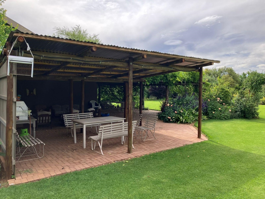 10 Bedroom Property for Sale in Bainsvlei Free State